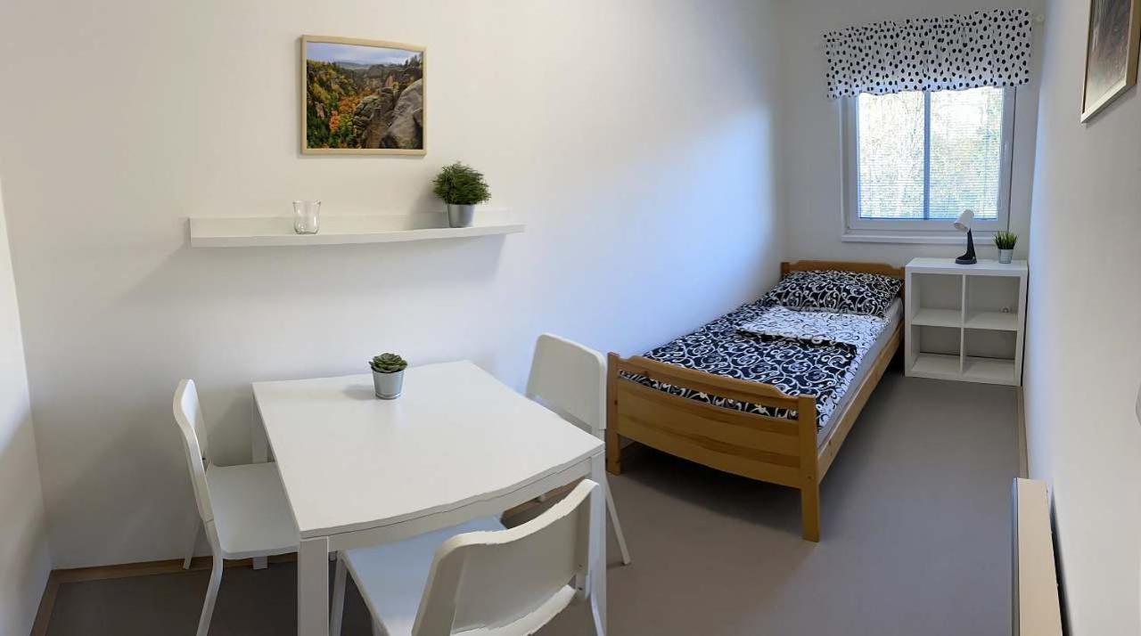 Apartmany Nad Parkem 브로우모프 외부 사진
